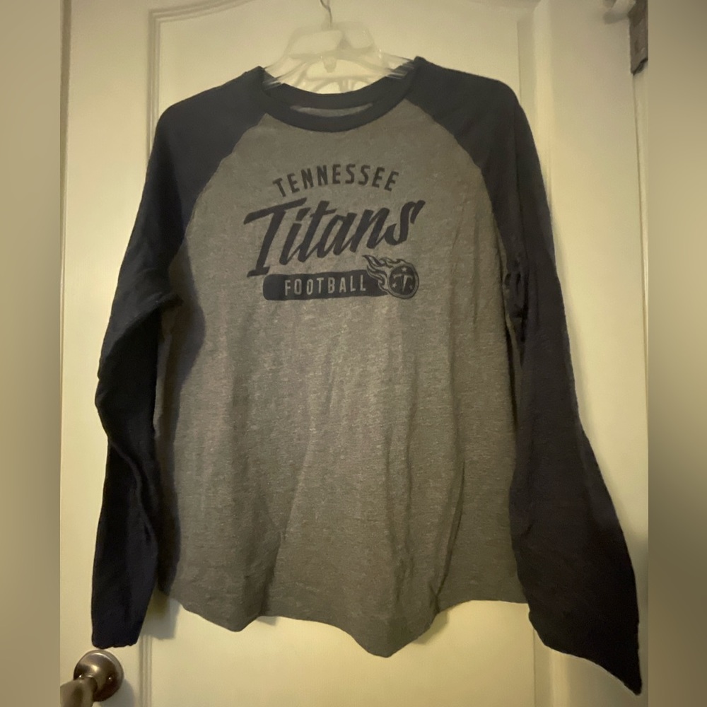 Tennessee Titans ragland sleeve tee